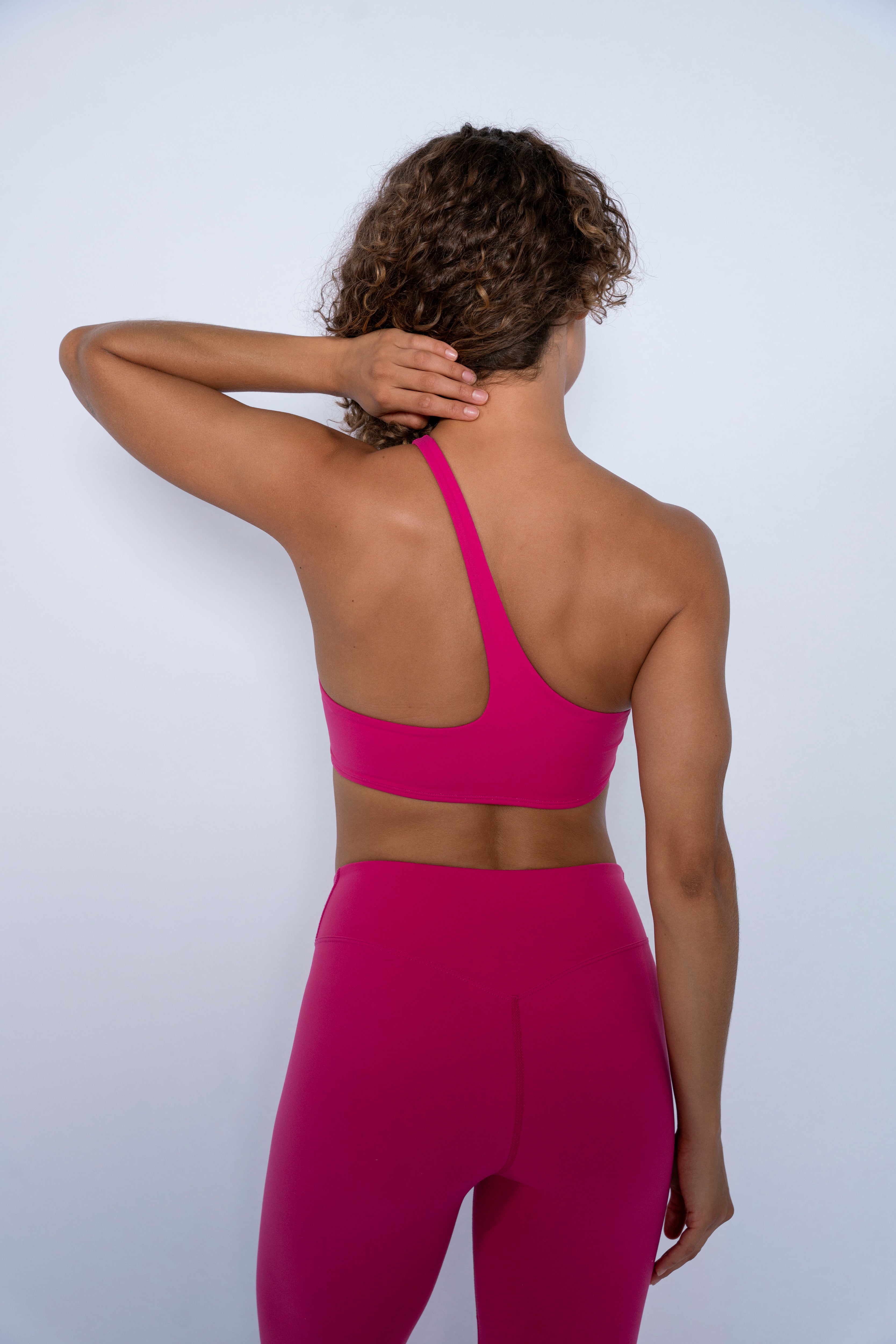 Top Basic Sportwear Summer solo hombro